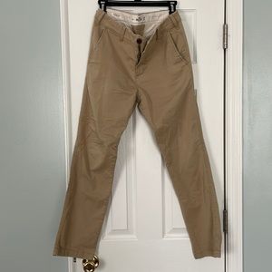 Hollister Slim Straight Chino - size 28 x 30